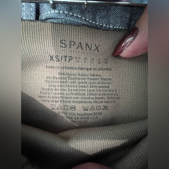 Spanx Cheetah Animal Print Legging Size XSmall 810 - Picture 2 of 3